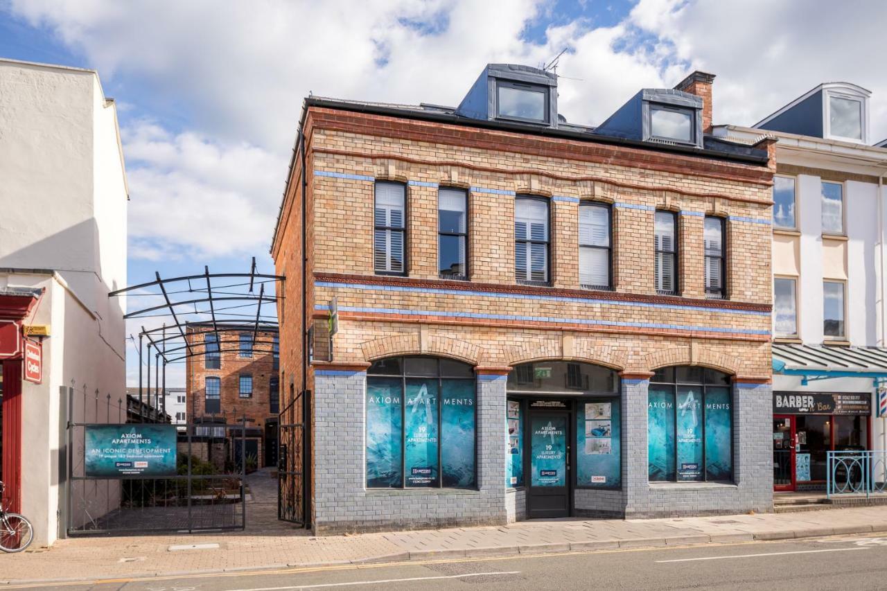 Elliot Oliver - Stylish 2 Bedroom Town Centre Apartment Cheltenham Exterior foto